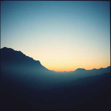 入户门正对电梯口风水怎么化解最有效